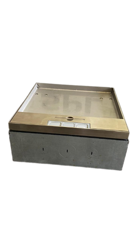 Напольный люк на 4 поста (45х45) вертикально, с крышкой из нержавеющей стали в уровень пола, с коробкой, IP40 (IP41) | 300020 | SPL