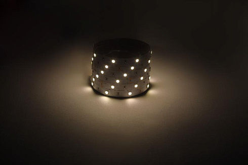 Лента светодиодная  LS5050 -7,2-30-12-3000K-IP20-1 year-5m теплый белый 5м | Б0059915 | ЭРА